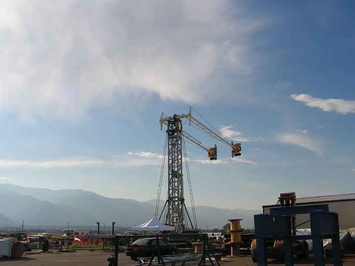 Mobile Swing amusement ride